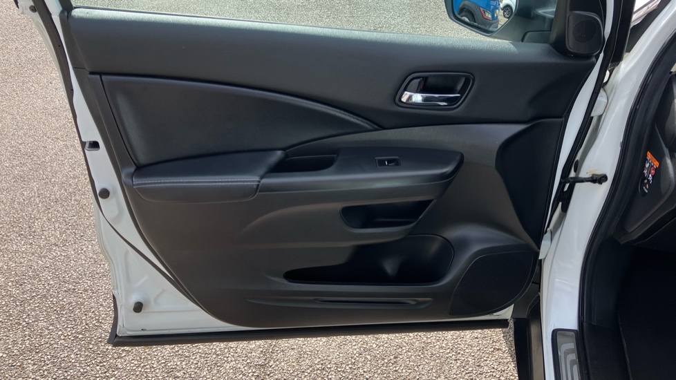 Honda CR-V 2.2 i-DTEC EX 5dr Auto Diesel Estate - Image 34