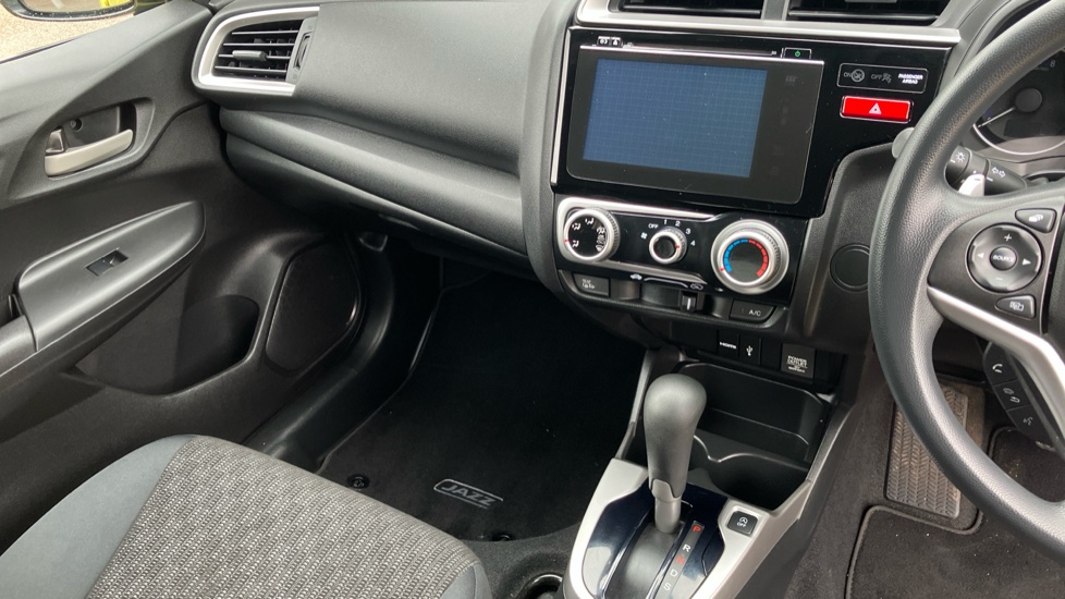 Honda Jazz 1.3 SE 5dr CVT Petrol Hatchback - Image 14