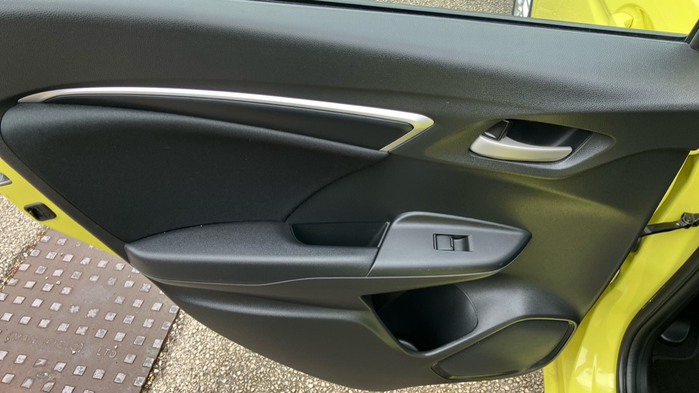 Honda Jazz 1.3 SE 5dr CVT Petrol Hatchback - Image 31