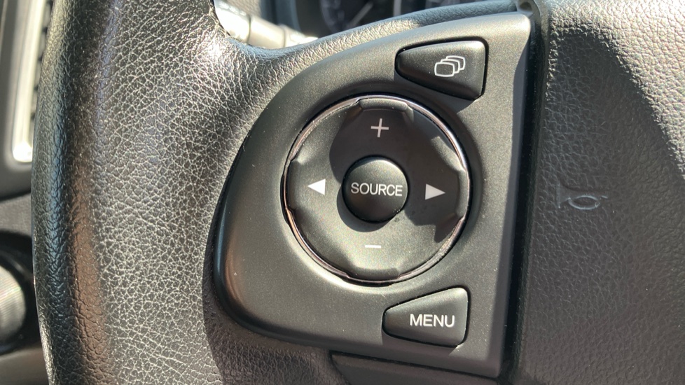 Honda CR-V 2.0 i-VTEC SE Plus 5dr Auto [Nav] Petrol Estate - Image 25