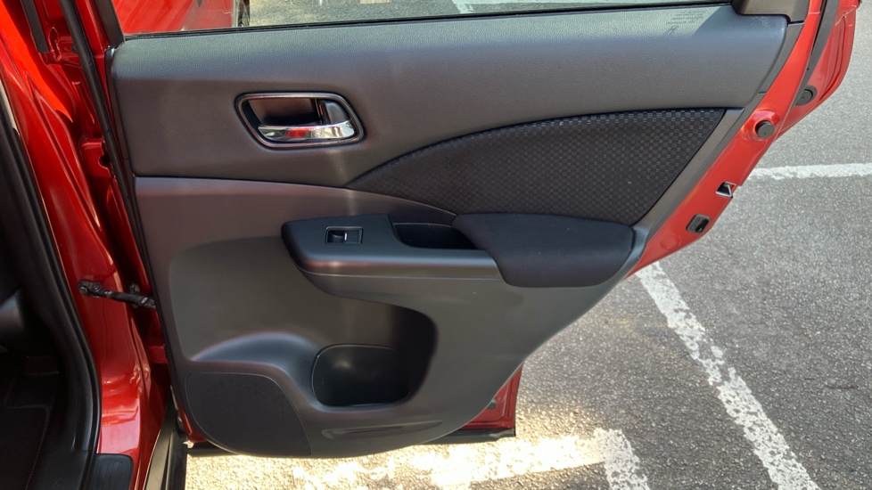 Honda CR-V 2.0 i-VTEC SE Plus 5dr Auto [Nav] Petrol Estate - Image 31