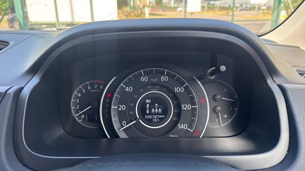 Honda CR-V 2.0 i-VTEC SE Plus 5dr Auto [Nav] Petrol Estate - Image 18