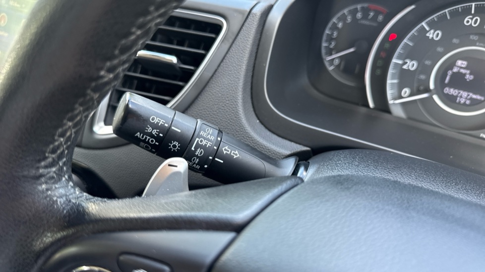 Honda CR-V 2.0 i-VTEC SE Plus 5dr Auto [Nav] Petrol Estate - Image 28