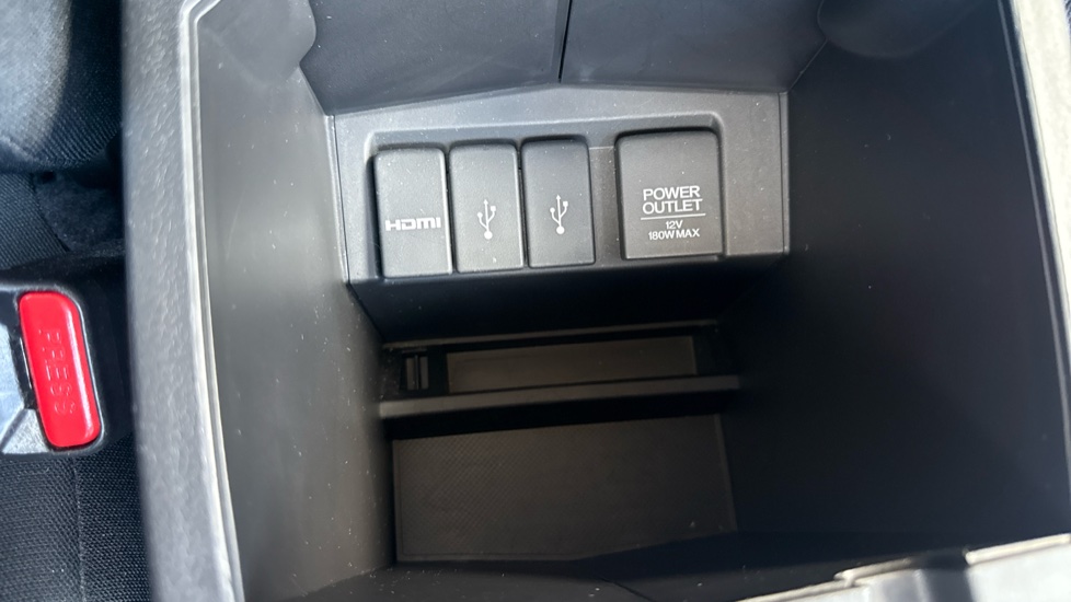 Honda CR-V 2.0 i-VTEC SE Plus 5dr Auto [Nav] Petrol Estate - Image 42