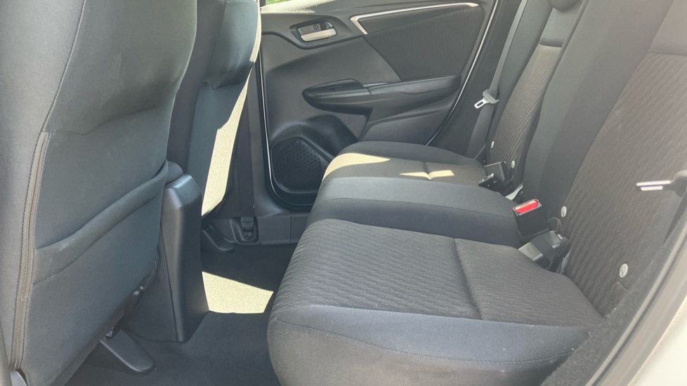Honda Jazz 1.5 i-VTEC Sport 5dr CVT Petrol Hatchback - Image 16