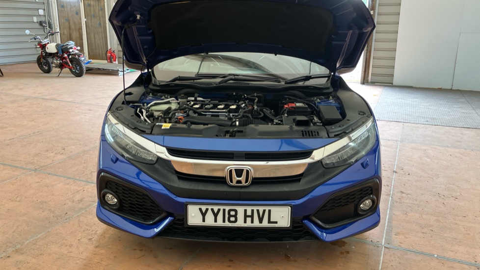 Honda Civic 1.5 VTEC Turbo Prestige 5dr Petrol Hatchback - Image 8