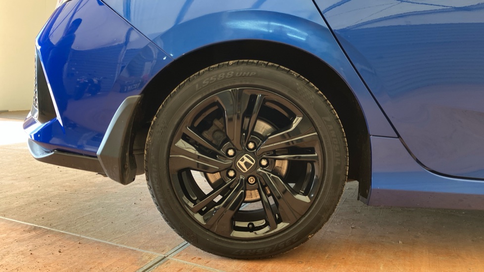 Honda Civic 1.5 VTEC Turbo Prestige 5dr Petrol Hatchback - Image 34