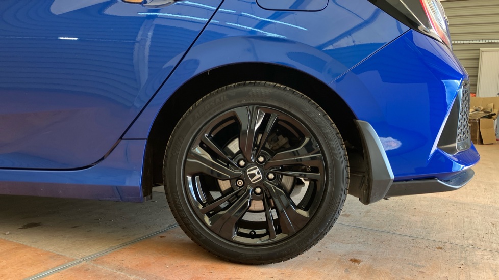 Honda Civic 1.5 VTEC Turbo Prestige 5dr Petrol Hatchback - Image 35