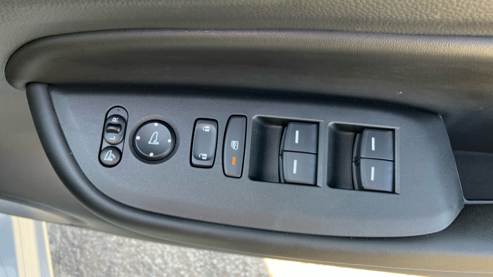 Honda Jazz 1.5 i-MMD Hybrid Advance 5dr eCVT Hybrid Hatchback - Image 19