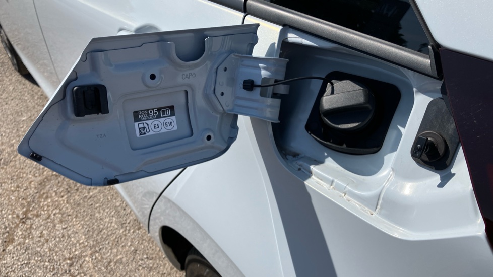 Honda Jazz 1.5 i-MMD Hybrid Advance 5dr eCVT Hybrid Hatchback - Image 33