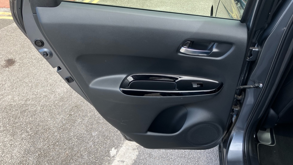 Honda Jazz 1.5 i-MMD Hybrid SR 5dr eCVT Hybrid Hatchback - Image 22