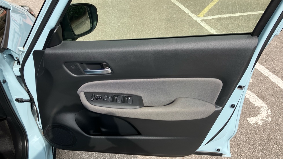 Honda Jazz 1.5 i-MMD Hybrid Crosstar EX 5dr eCVT Hybrid Hatchback - Image 21
