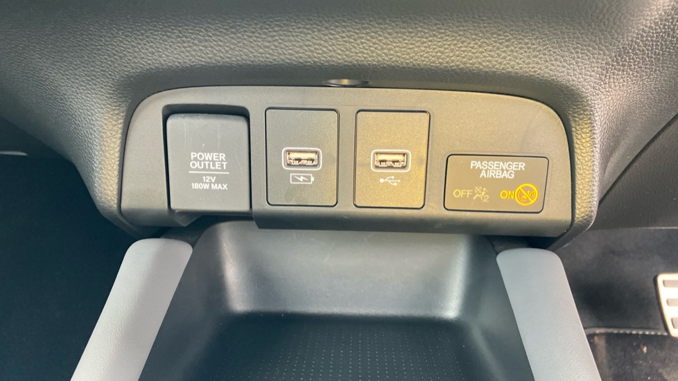 Honda Jazz 1.5 i-MMD Hybrid Advance Sport 5dr eCVT Hybrid Hatchback - Image 17