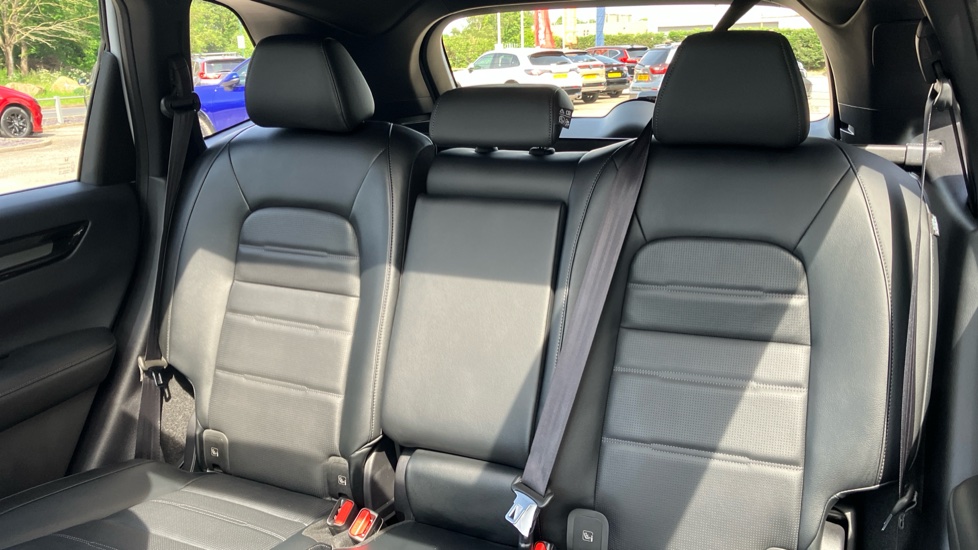 Honda CR-V 2.0 ePHEV Advance Tech 5dr eCVT Estate - Image 8