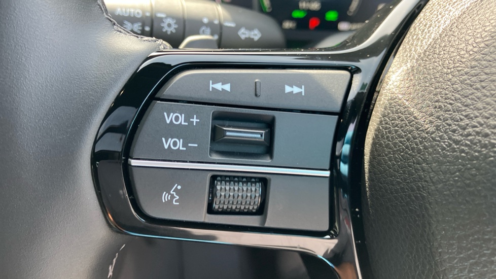 Honda CR-V 2.0 ePHEV Advance Tech 5dr eCVT Estate - Image 14