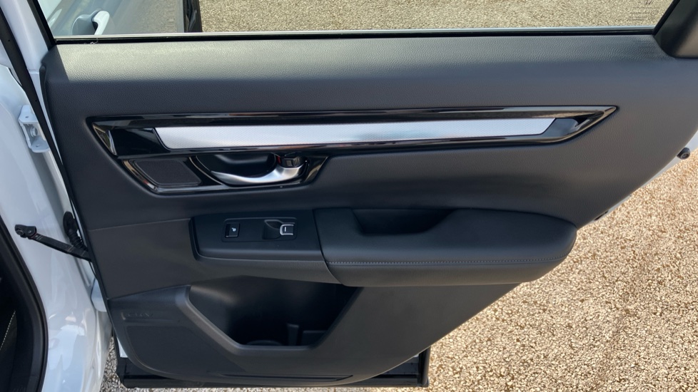 Honda CR-V 2.0 ePHEV Advance Tech 5dr eCVT Estate - Image 25