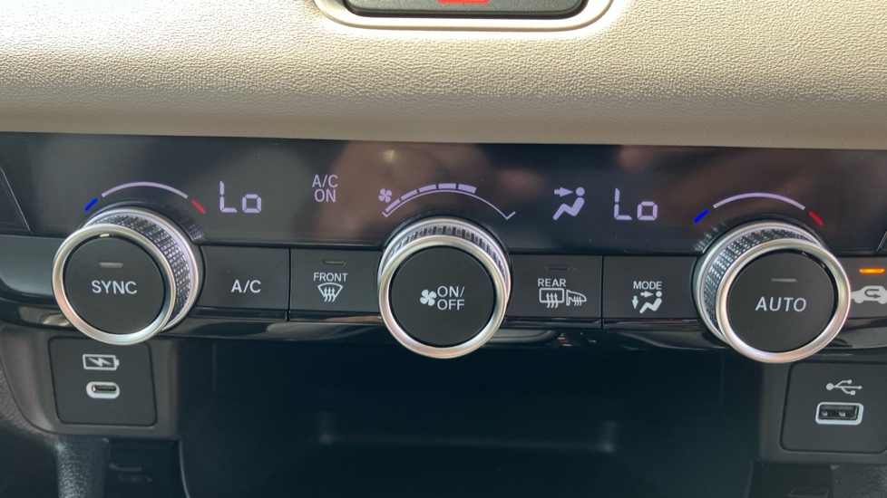 Honda HR-V 1.5 eHEV Advance Style 5dr CVT Hybrid Hatchback - Image 17