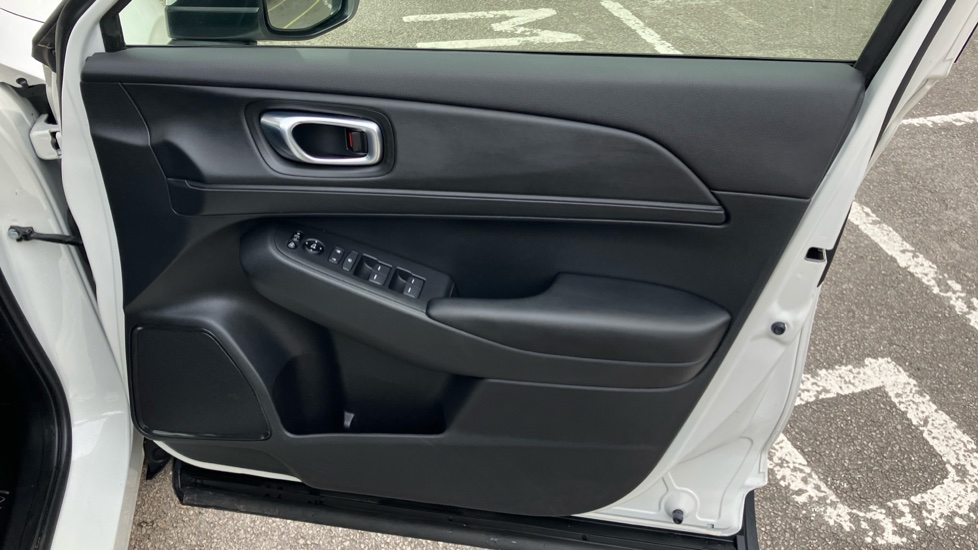 Honda HR-V 1.5 eHEV Elegance 5dr CVT Hybrid Hatchback - Image 20