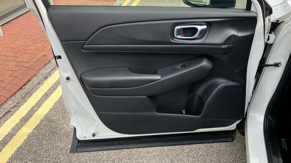 Honda HR-V 1.5 eHEV Elegance 5dr CVT Hybrid Hatchback - Image 23