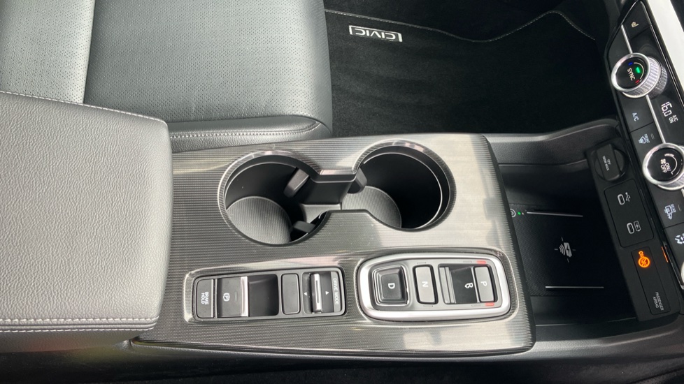 Honda Civic 2.0 eHEV Advance 5dr CVT Hybrid Hatchback - Image 15