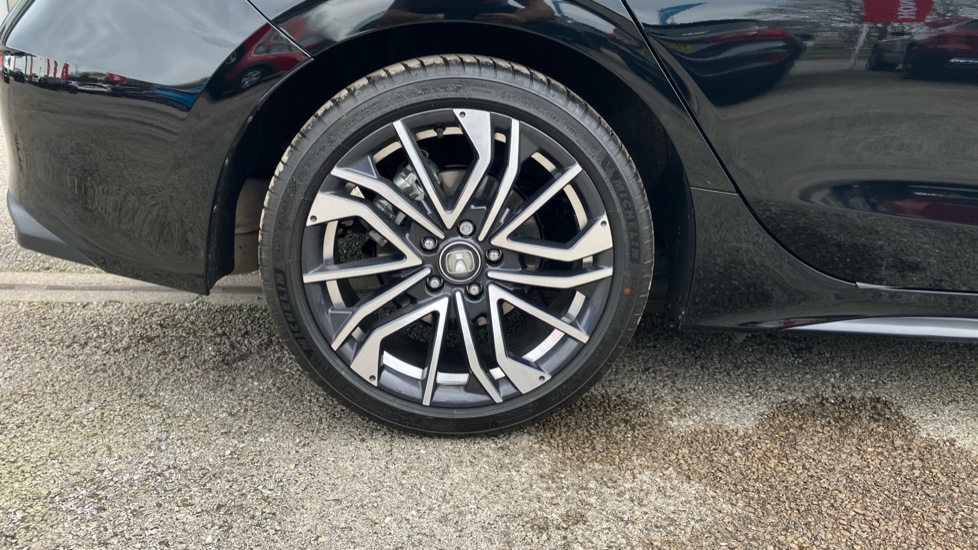 Honda Civic 2.0 eHEV Advance 5dr CVT Hybrid Hatchback - Image 32