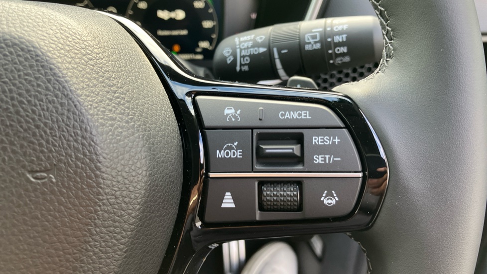 Honda CR-V 2.0 ePHEV Advance Tech 5dr eCVT Estate - Image 13