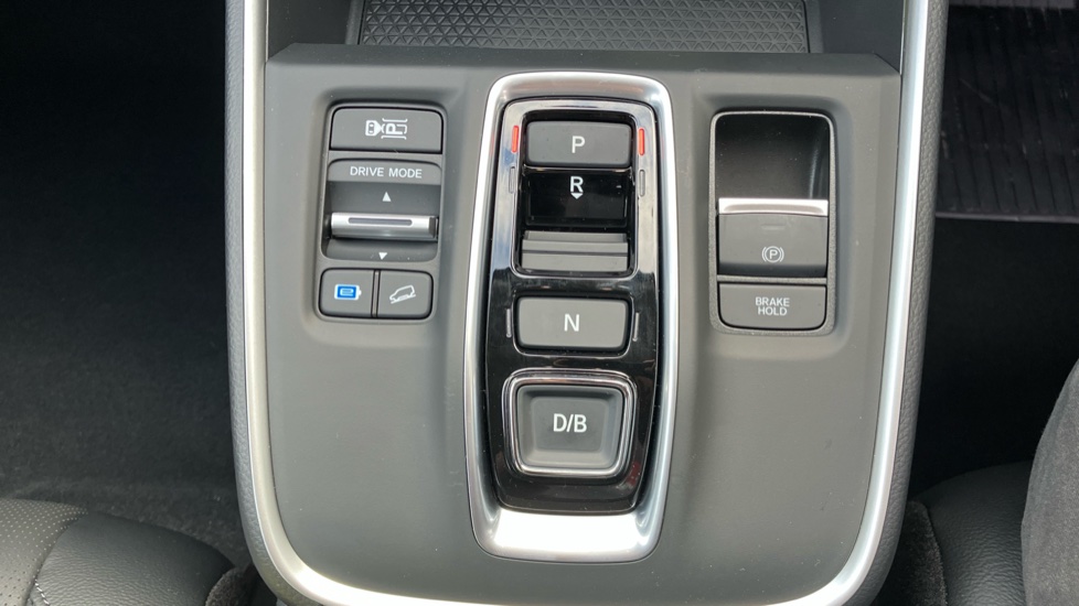 Honda CR-V 2.0 ePHEV Advance Tech 5dr eCVT Estate - Image 19