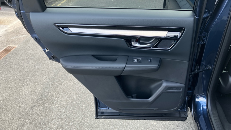 Honda CR-V 2.0 ePHEV Advance Tech 5dr eCVT Estate - Image 27