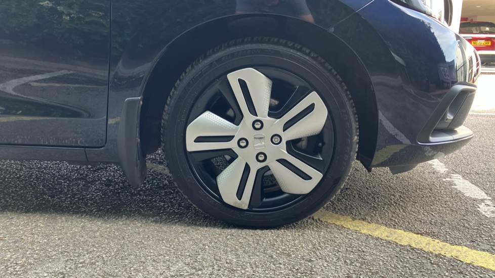 Honda Jazz 1.5 i-MMD Hybrid EX 5dr eCVT Hybrid Hatchback - Image 27