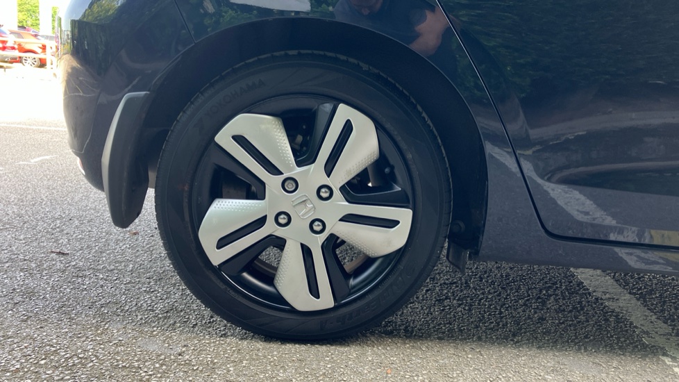 Honda Jazz 1.5 i-MMD Hybrid EX 5dr eCVT Hybrid Hatchback - Image 28