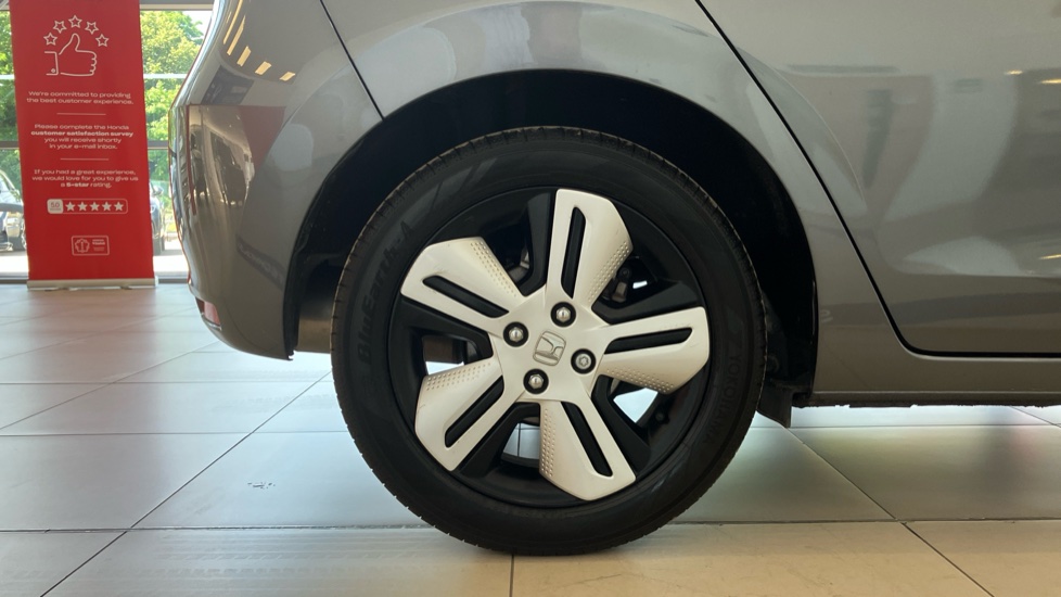 Honda Jazz 1.5 i-MMD Hybrid EX 5dr eCVT Hybrid Hatchback - Image 9