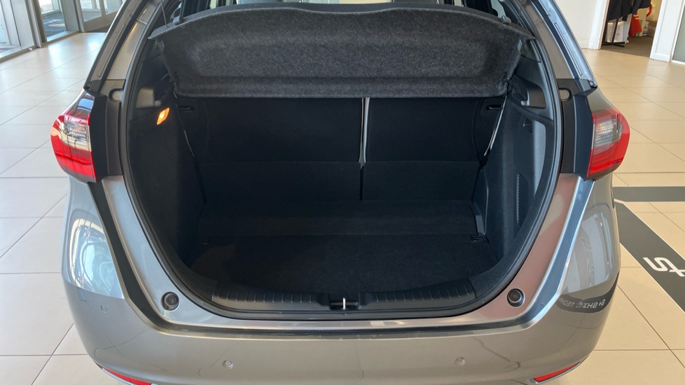 Honda Jazz 1.5 i-MMD Hybrid EX 5dr eCVT Hybrid Hatchback - Image 16