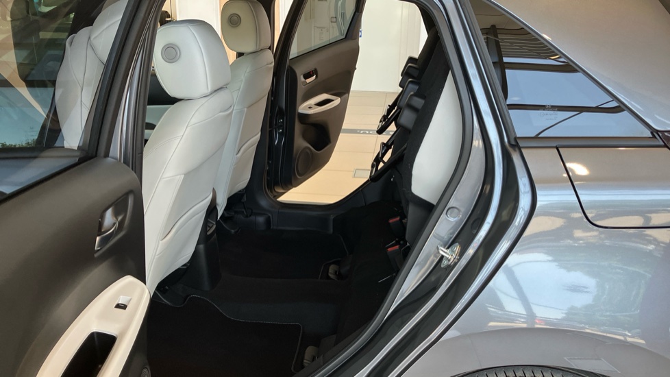 Honda Jazz 1.5 i-MMD Hybrid EX 5dr eCVT Hybrid Hatchback - Image 19