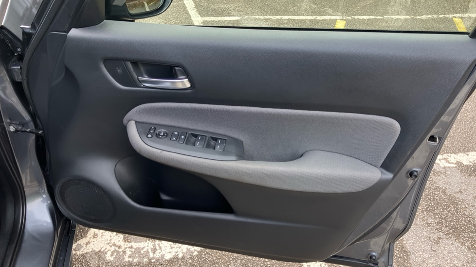 Honda Jazz 1.5 i-MMD Hybrid Crosstar EX 5dr eCVT Hybrid Hatchback - Image 21