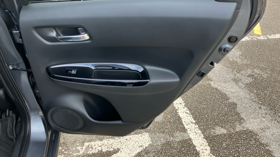 Honda Jazz 1.5 i-MMD Hybrid Crosstar EX 5dr eCVT Hybrid Hatchback - Image 22