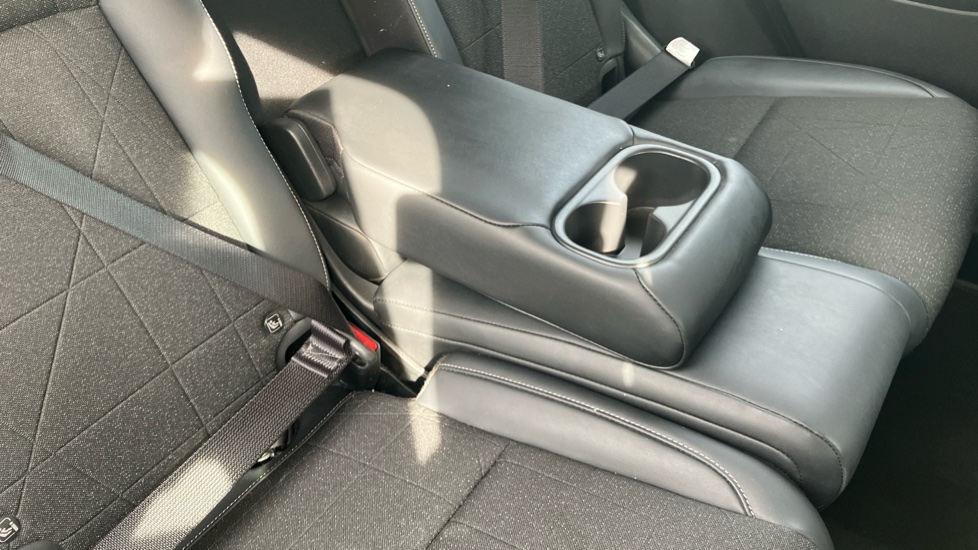 Honda HR-V 1.5 eHEV Advance 5dr CVT Hybrid Hatchback - Image 25