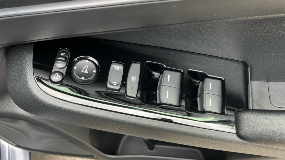 Honda HR-V 1.5 eHEV Advance 5dr CVT Hybrid Hatchback - Image 19