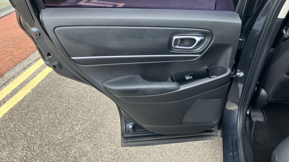 Honda HR-V 1.5 eHEV Advance 5dr CVT Hybrid Hatchback - Image 22