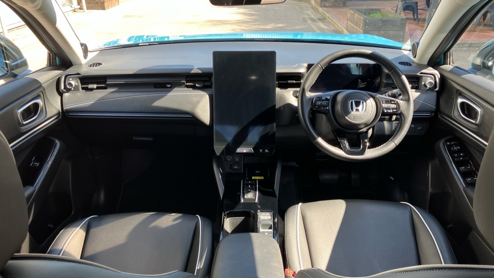 Honda E Ny1 150kW Elegance 69kWh 5dr Auto Electric Hatchback - Image 4