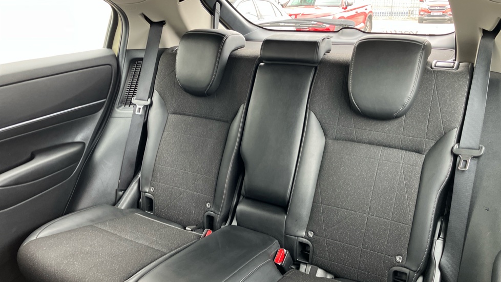 Honda HR-V 1.5 eHEV Advance 5dr CVT Hybrid Hatchback - Image 8