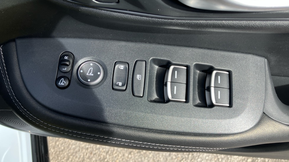 Honda Zr-V 2.0 eHEV Advance 5dr CVT Hybrid Estate - Image 23
