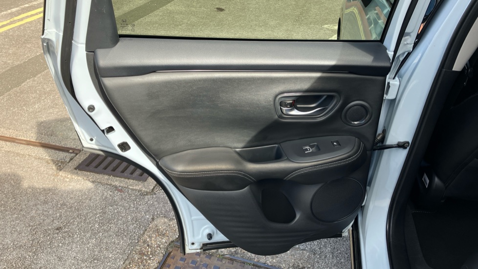 Honda Zr-V 2.0 eHEV Advance 5dr CVT Hybrid Estate - Image 26
