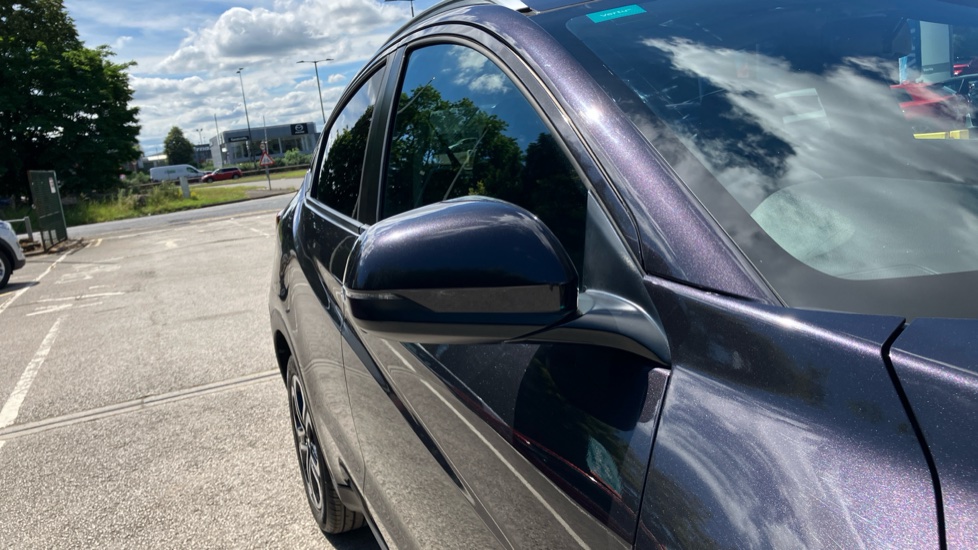 Honda HR-V 1.5 i-VTEC EX 5dr Petrol Hatchback - Image 29