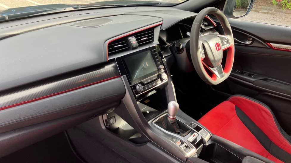 Honda Civic Type R 2.0 VTEC Turbo Type R GT 5dr Petrol Hatchback - Image 2
