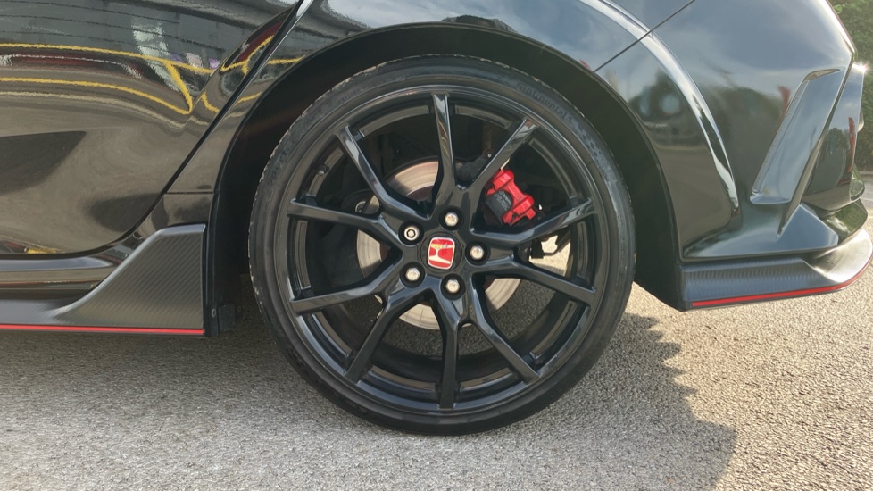 Honda Civic Type R 2.0 VTEC Turbo Type R GT 5dr Petrol Hatchback - Image 30