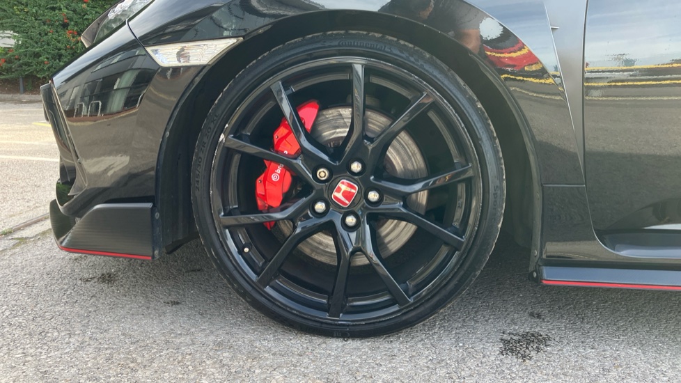 Honda Civic Type R 2.0 VTEC Turbo Type R GT 5dr Petrol Hatchback - Image 31