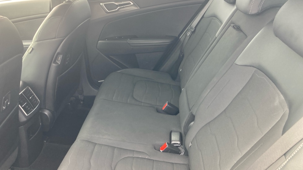 Kia Sportage 1.6T GDi ISG 3 5dr Petrol Estate - Image 16