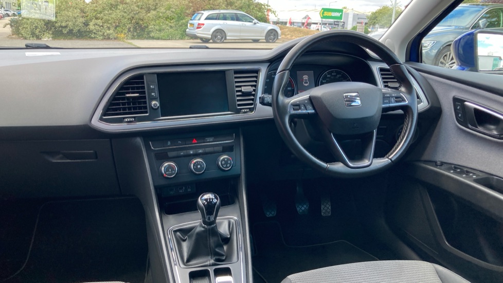 SEAT Leon 1.5 TSI EVO SE Dynamic [EZ] 5dr Petrol Hatchback - Image 14