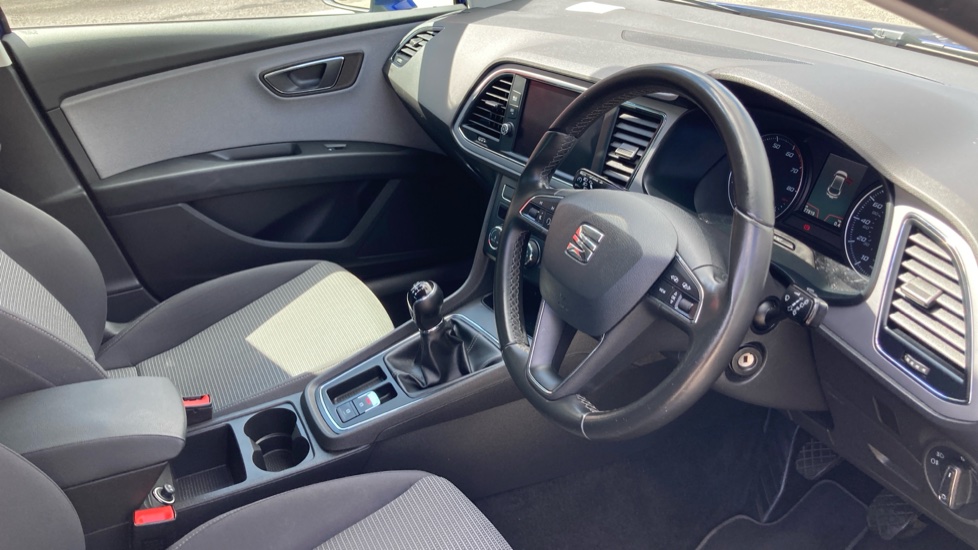 SEAT Leon 1.5 TSI EVO SE Dynamic [EZ] 5dr Petrol Hatchback - Image 28