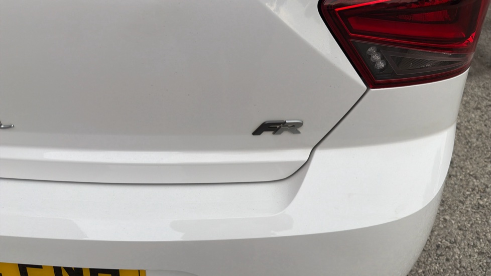 SEAT Ibiza 1.0 TSI 110 FR 5dr DSG Petrol Hatchback - Image 23